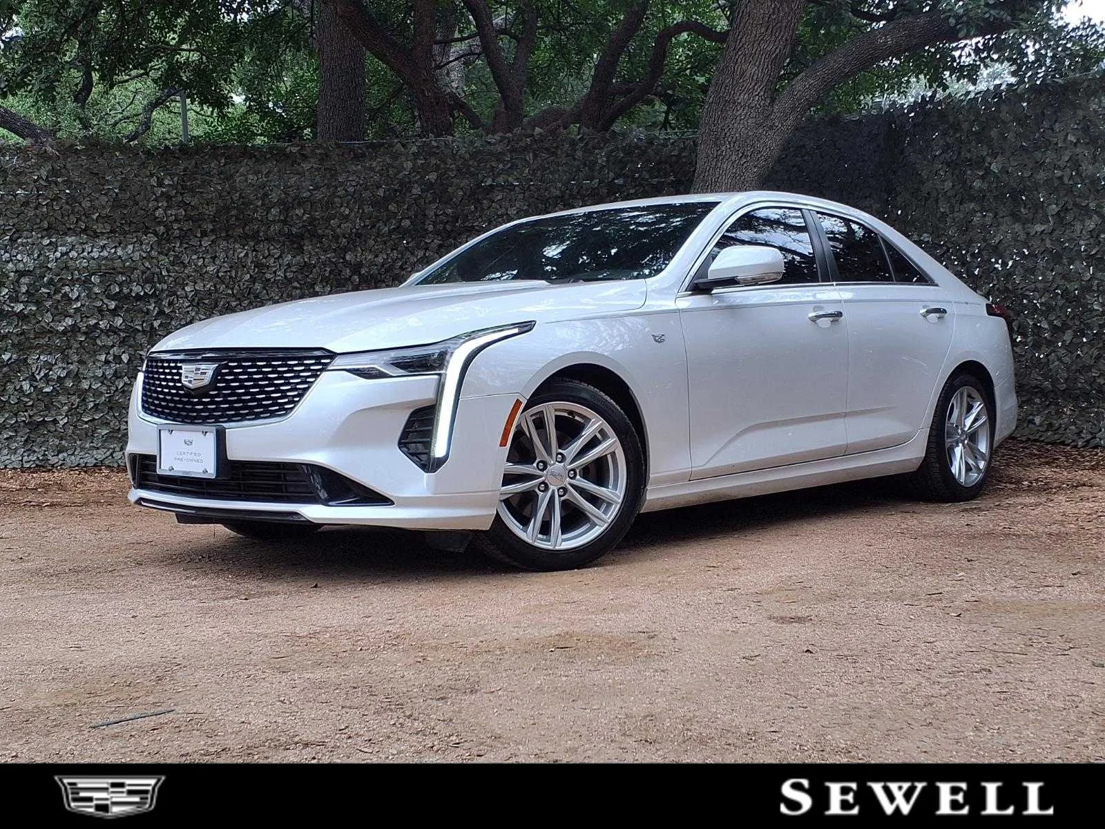 2021 Cadillac CT4 Luxury's photo