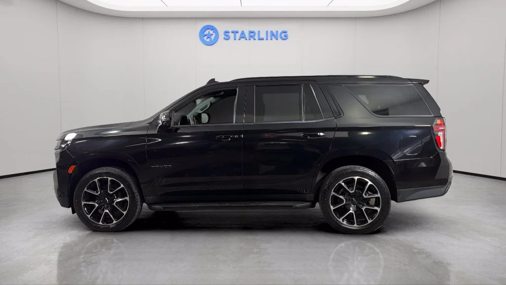 Used 2021 BLACK Chevrolet RST image 3