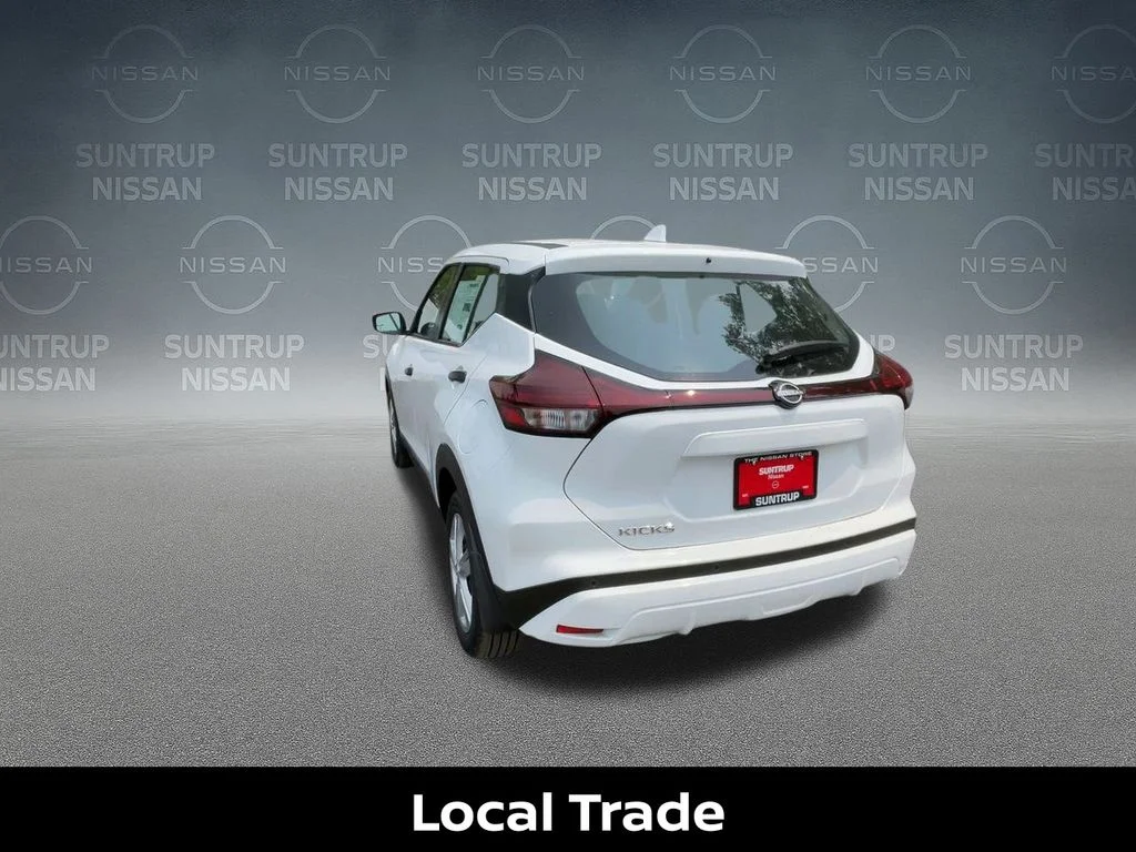 Certified Used 2025 White Nissan S image 9