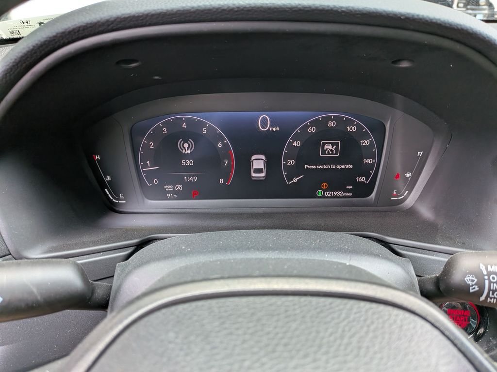Used 2025 Red Honda SE image 14
