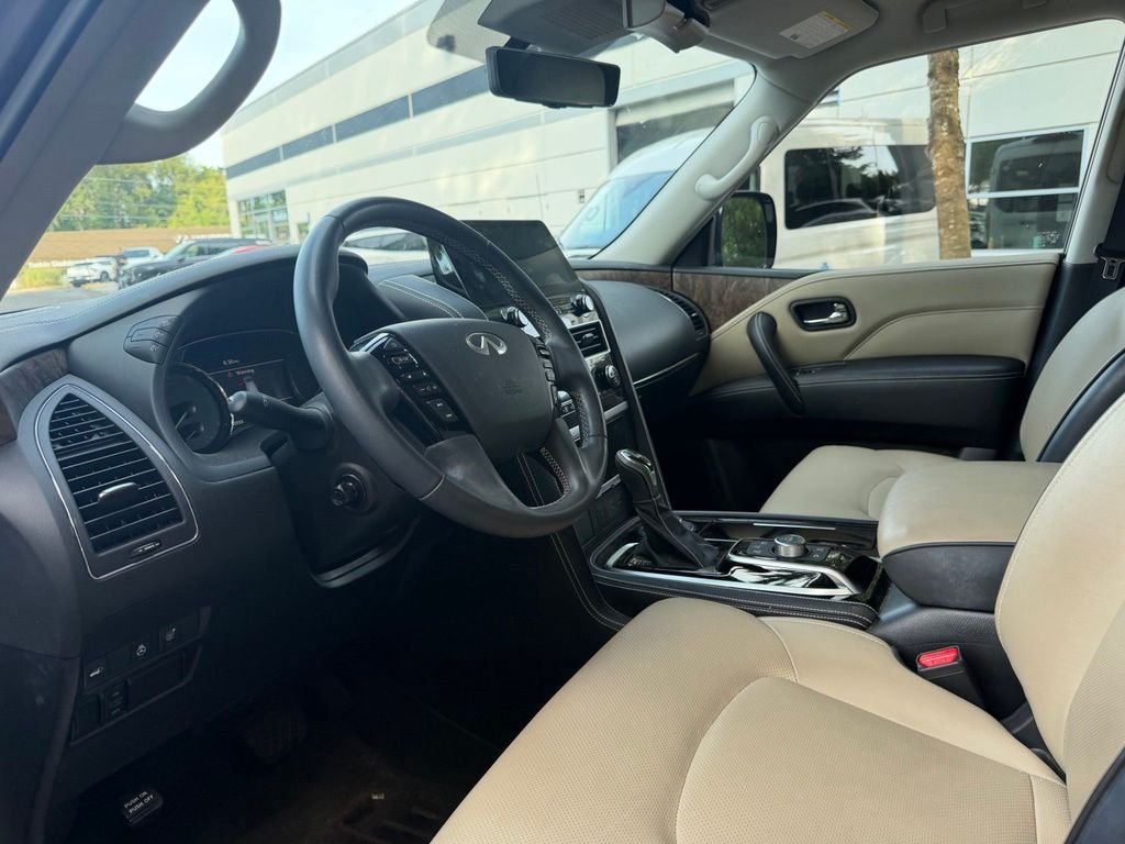 Used 2023 Anthracite Gray INFINITI Premium Select image 12