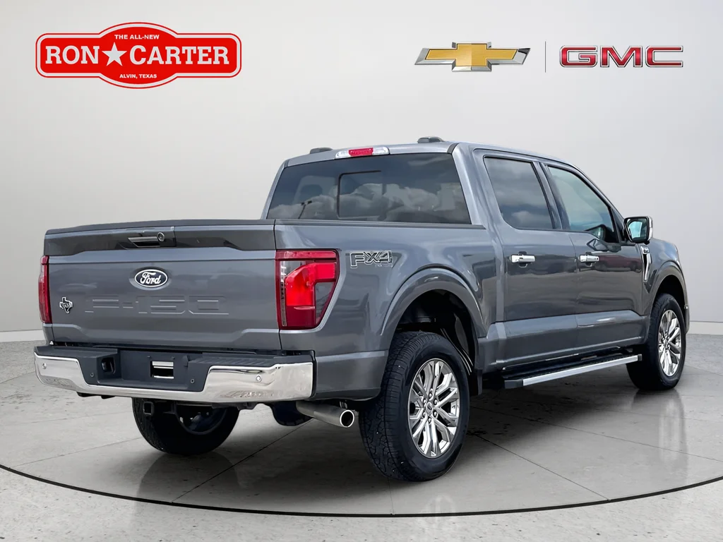 Used 2024 Gray Ford XLT image 6