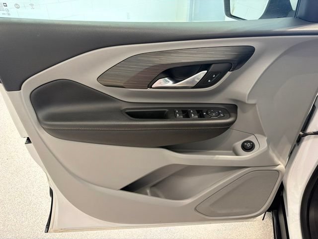 Used 2022 Summit White GMC SLE image 14