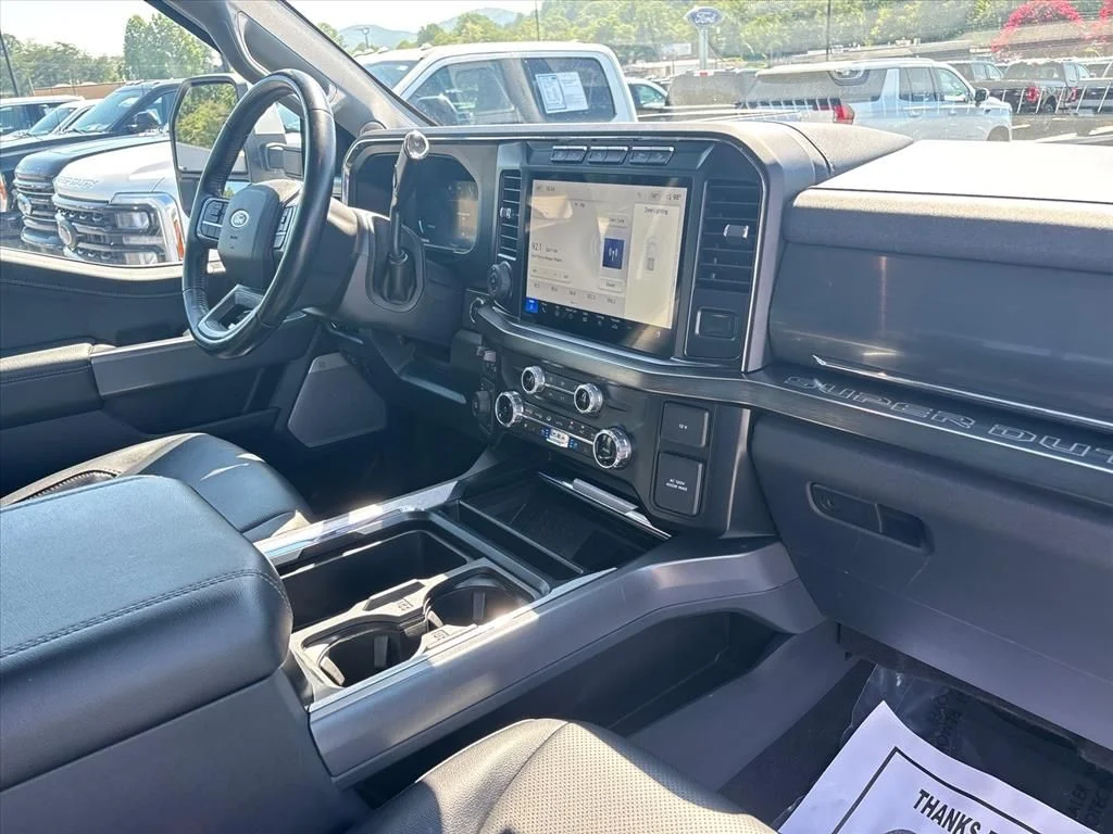 Used 2023 White Ford Lariat image 13