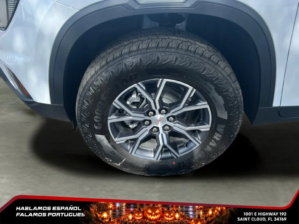 New 2026 Glacier White Tricoat GMC AT4 image 41