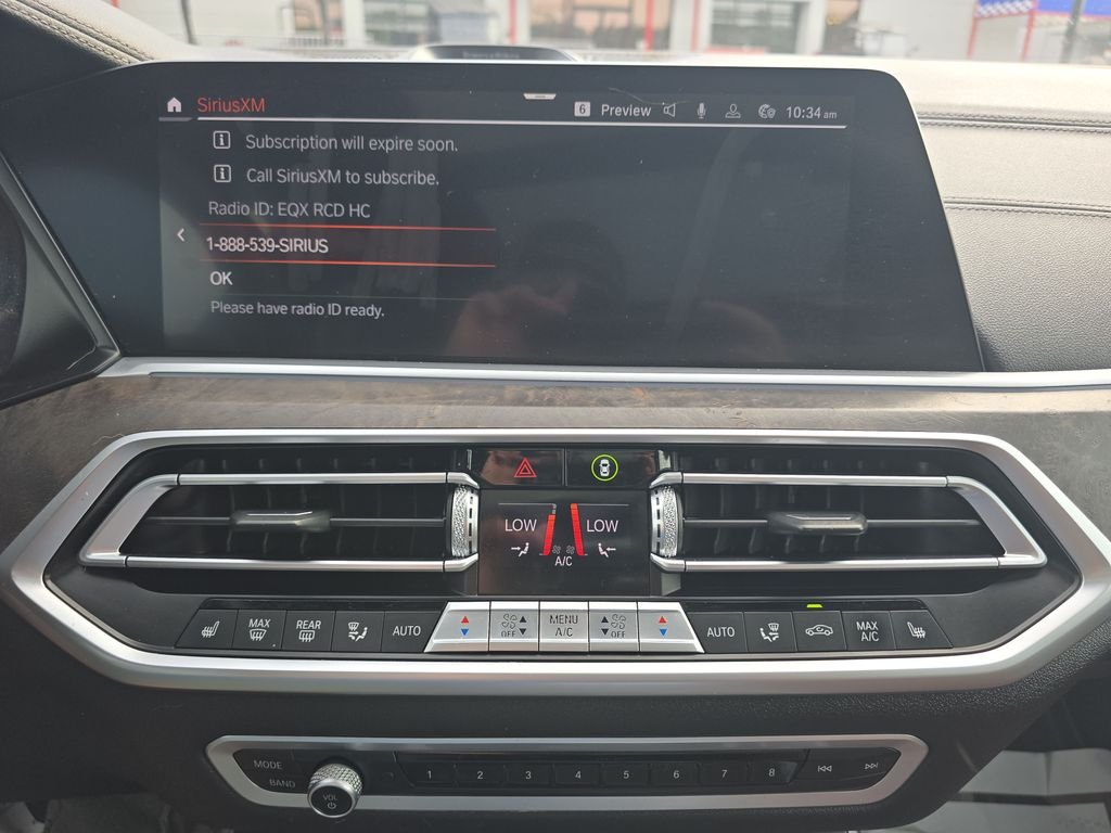 Used 2020 White BMW xDrive50i image 20