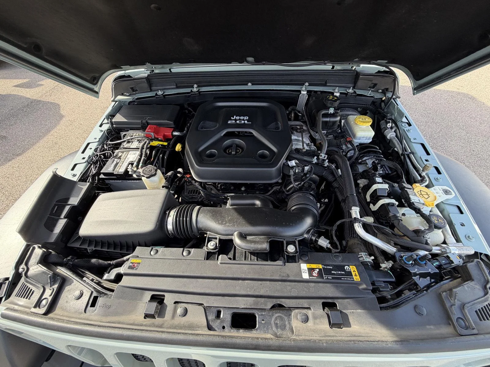 Used 2023 Earl Clearcoat Jeep Sport S image 23