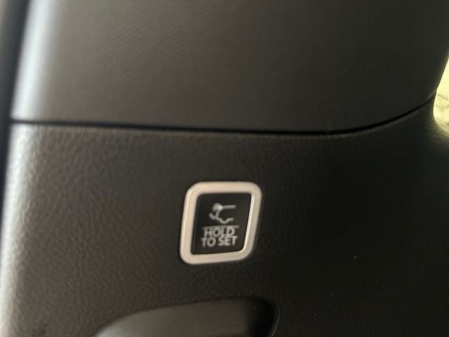 New 2026 Fathom Blue Pearlcoat Jeep Upland image 24