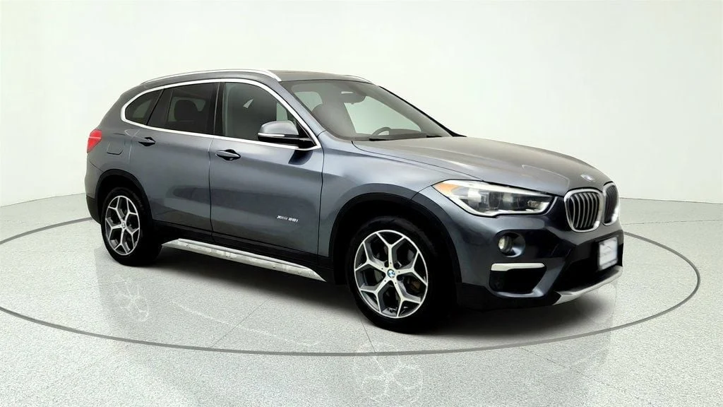 Used 2017 Mineral Grey Metallic BMW xDrive28i w/ Premium Pkg, Tech Pkg & Driving Assist Pkg image 3