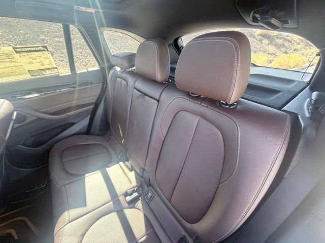 Used 2018 Green BMW xDrive28i image 28