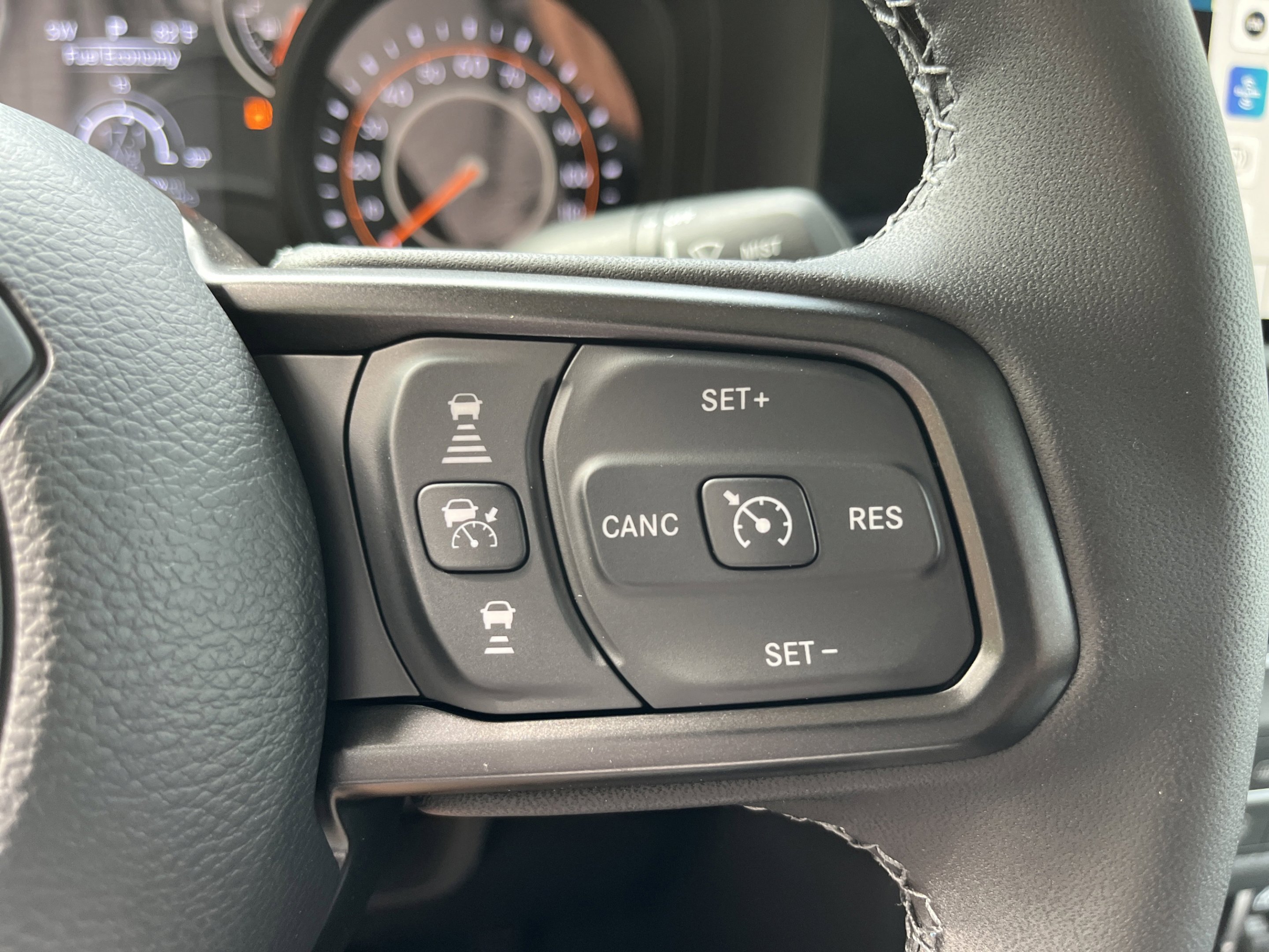 New 2025 Bright White Clearcoat Jeep Sport S image 26