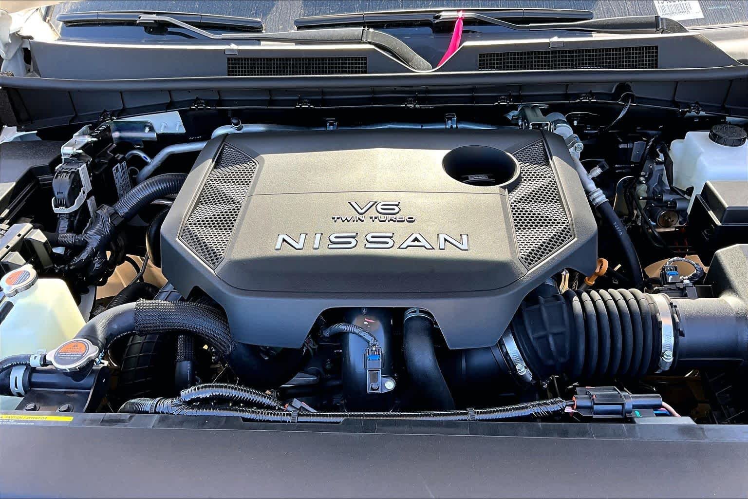 New 2026 Aspen White TriCoat Nissan SL image 18