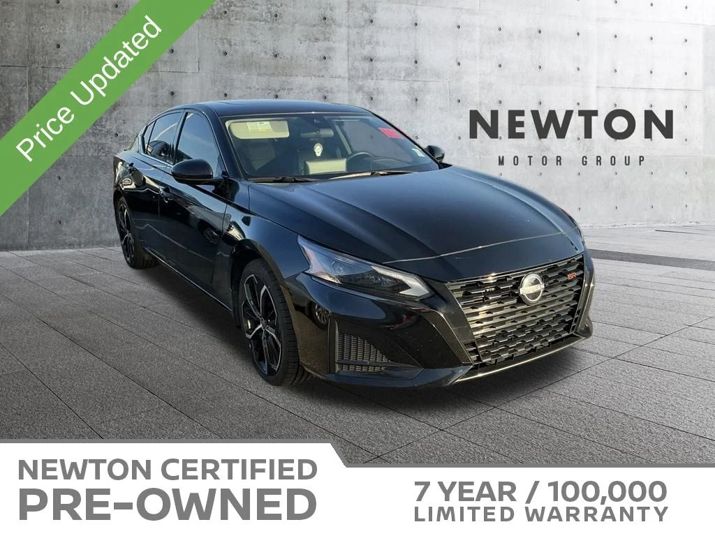 Certified Used 2023 Super Black Nissan 2.5 SR image 1