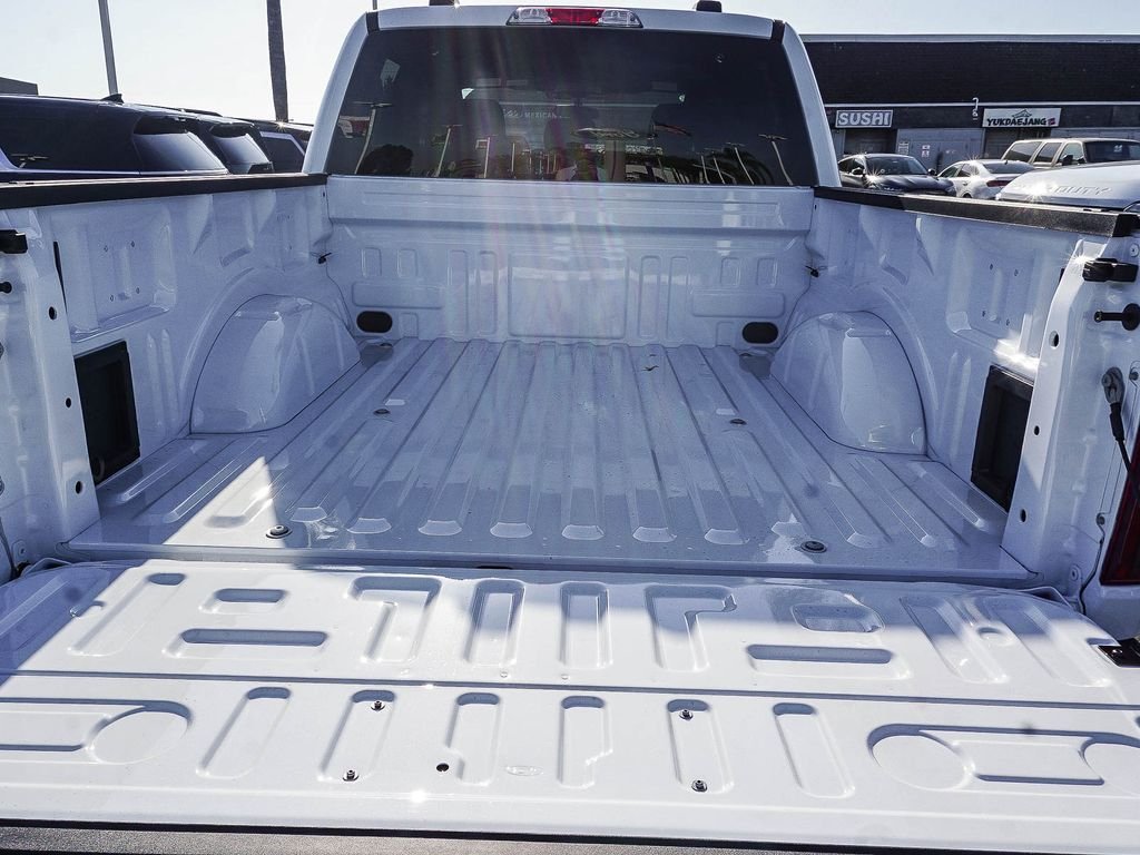 New 2026 Oxford White Ford STX image 24