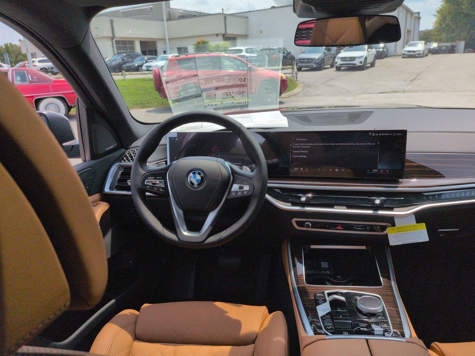 New 2026 Manhattan Green Metallic BMW xDrive50e image 35