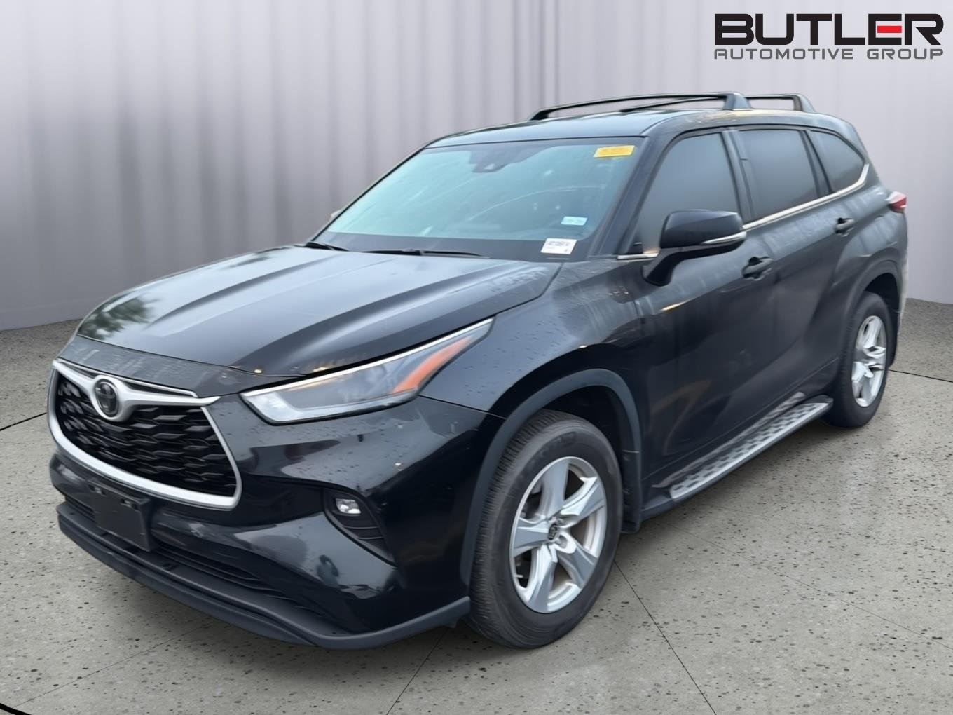 2024 Toyota Highlander LE AWD's photo