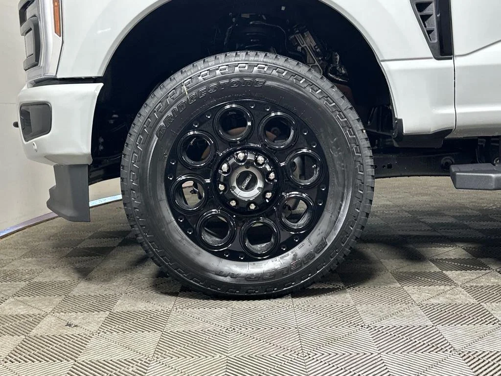 New 2026 Avalanche Ford F-250® Lariat® image 7