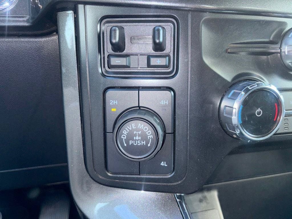 Certified Used 2023 Avalanche Ford XLT image 41