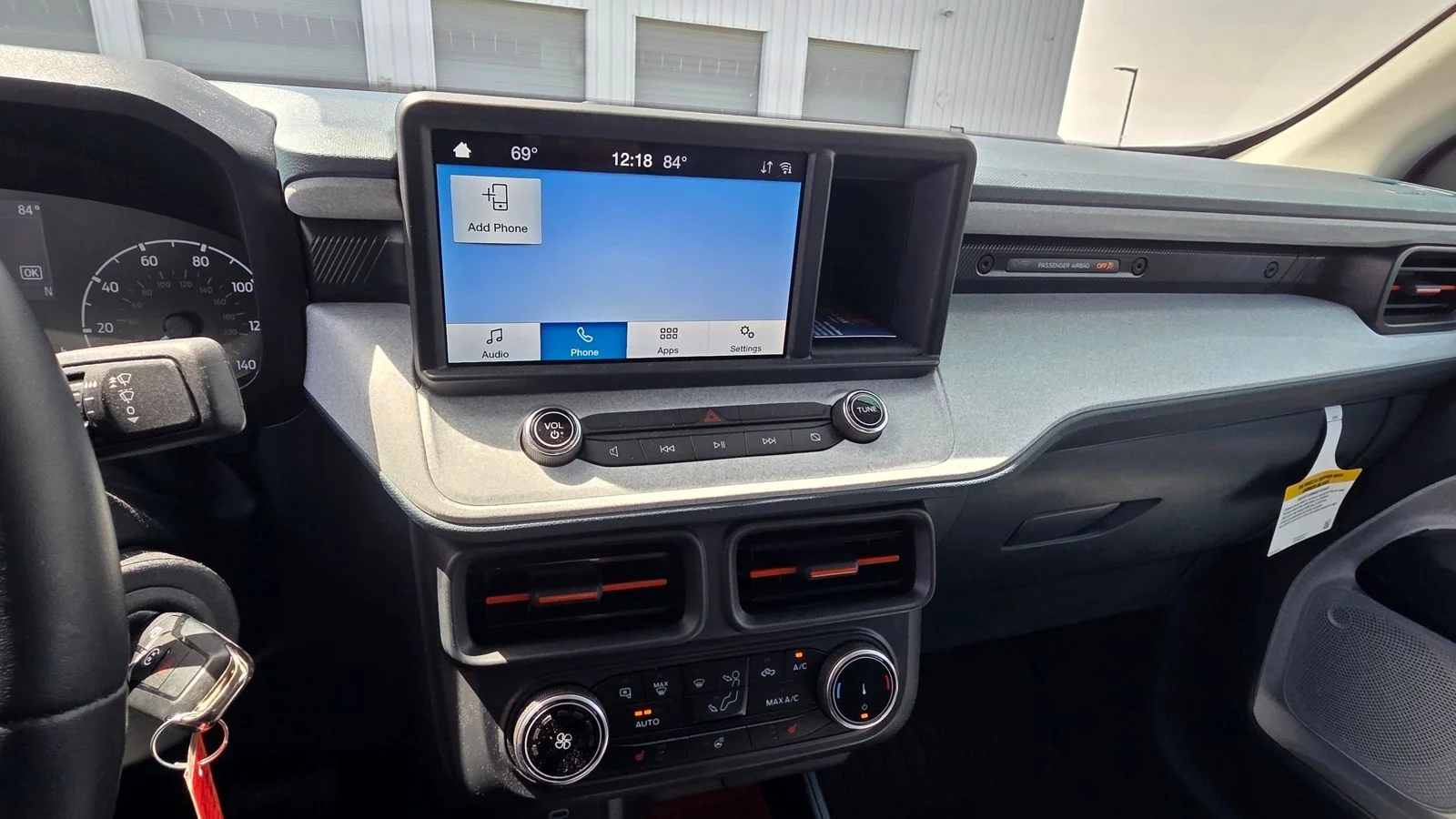 Used 2024 Oxford White Ford XLT image 22