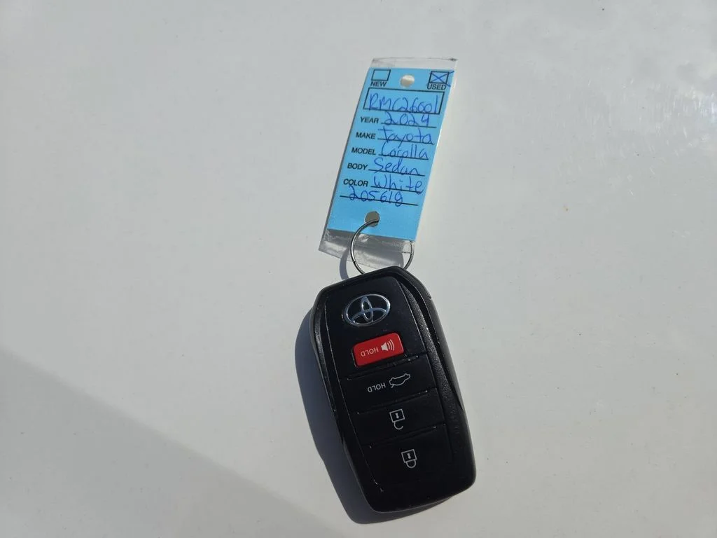 Used 2024 Ice Toyota SE image 37