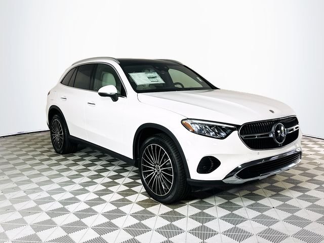 2026 Mercedes-Benz GLC Base