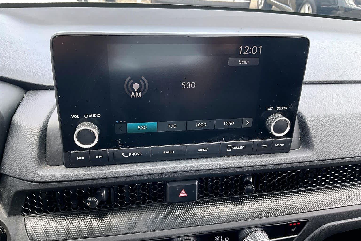Used 2025 Urban Gray Pearl Honda EX image 31