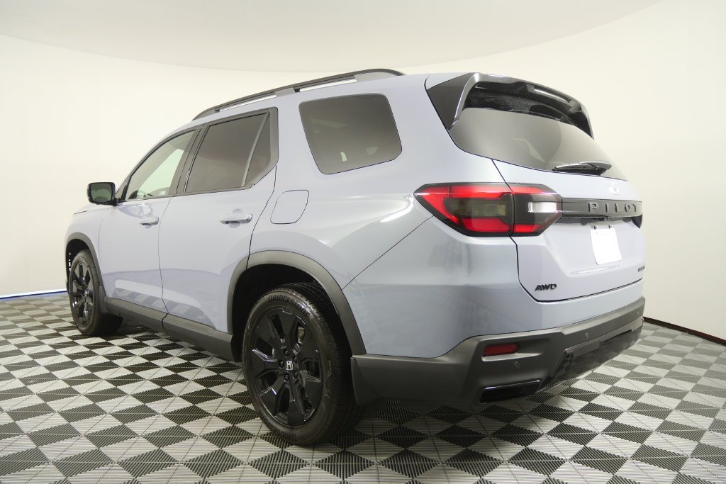 Used 2026 Sonic Gray Pearl Honda Black Edition image 6