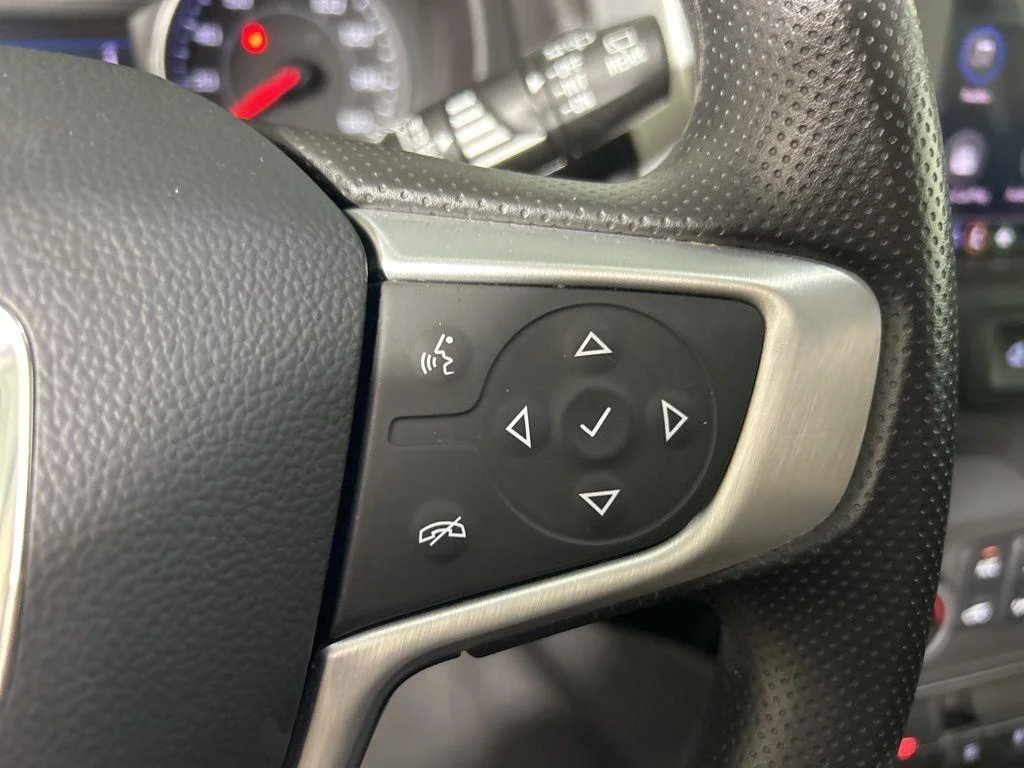 Used 2023 Marine Metallic GMC SLE image 23