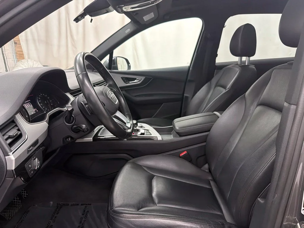 Used 2019 Gray Audi 45 Premium image 13