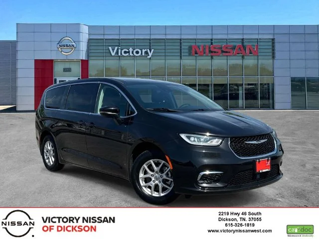 Used 2023 Black Chrysler Touring L image 1