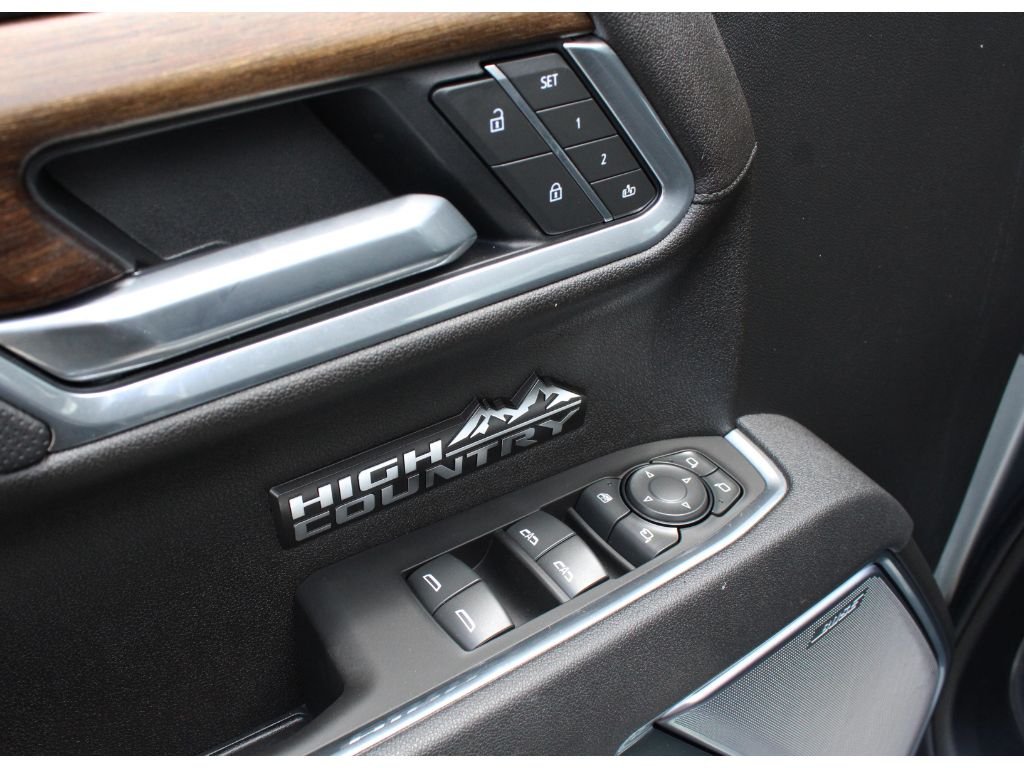 Used 2025 Sterling Gray Metallic Chevrolet High Country image 3