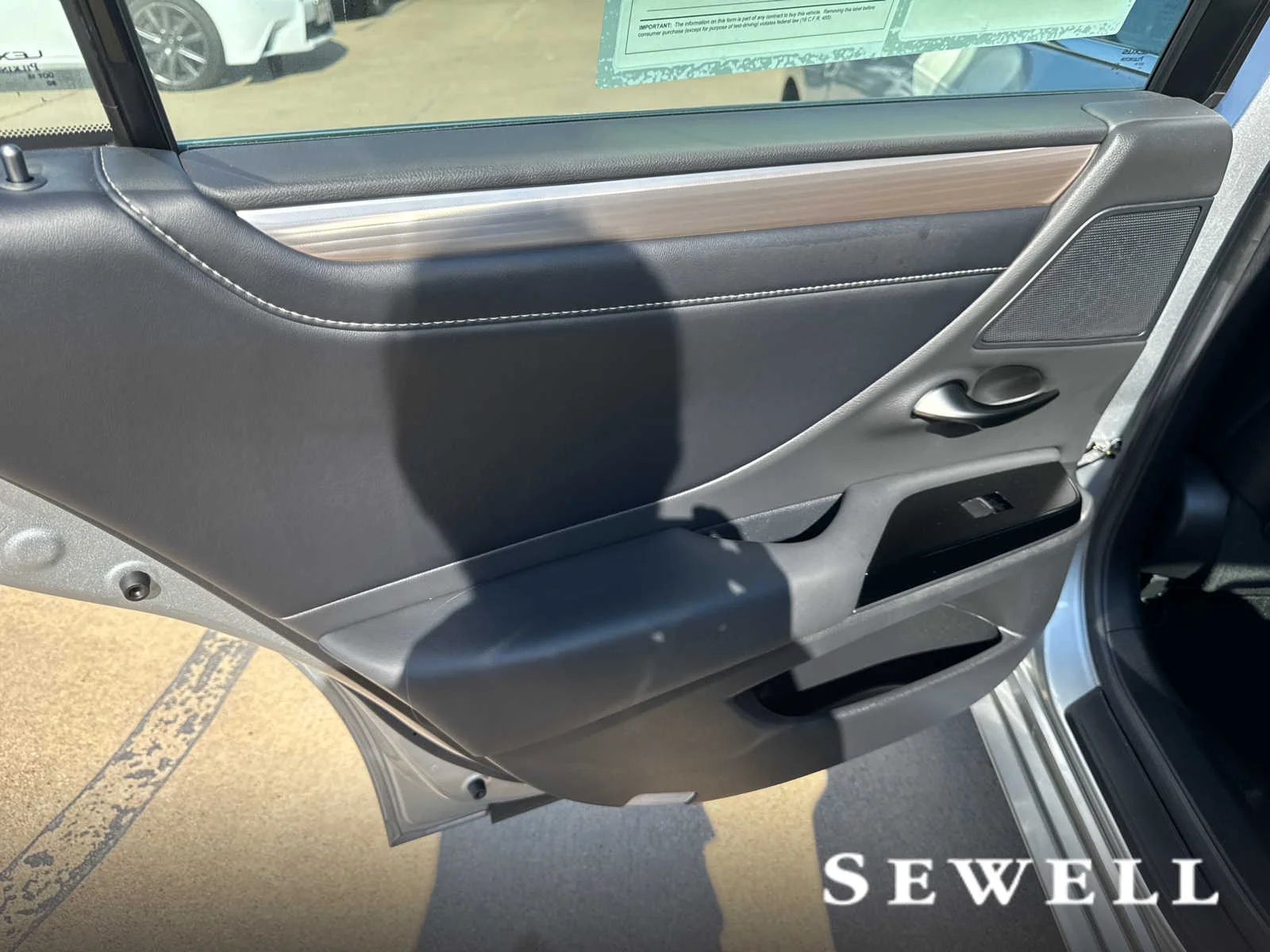 New 2026 Iridium Lexus PREMIUM image 16