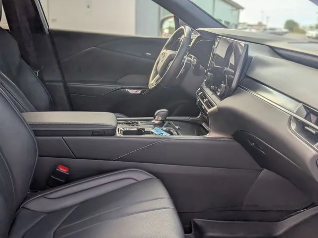 Used 2024  Lexus 350 F Sport Handling image 37