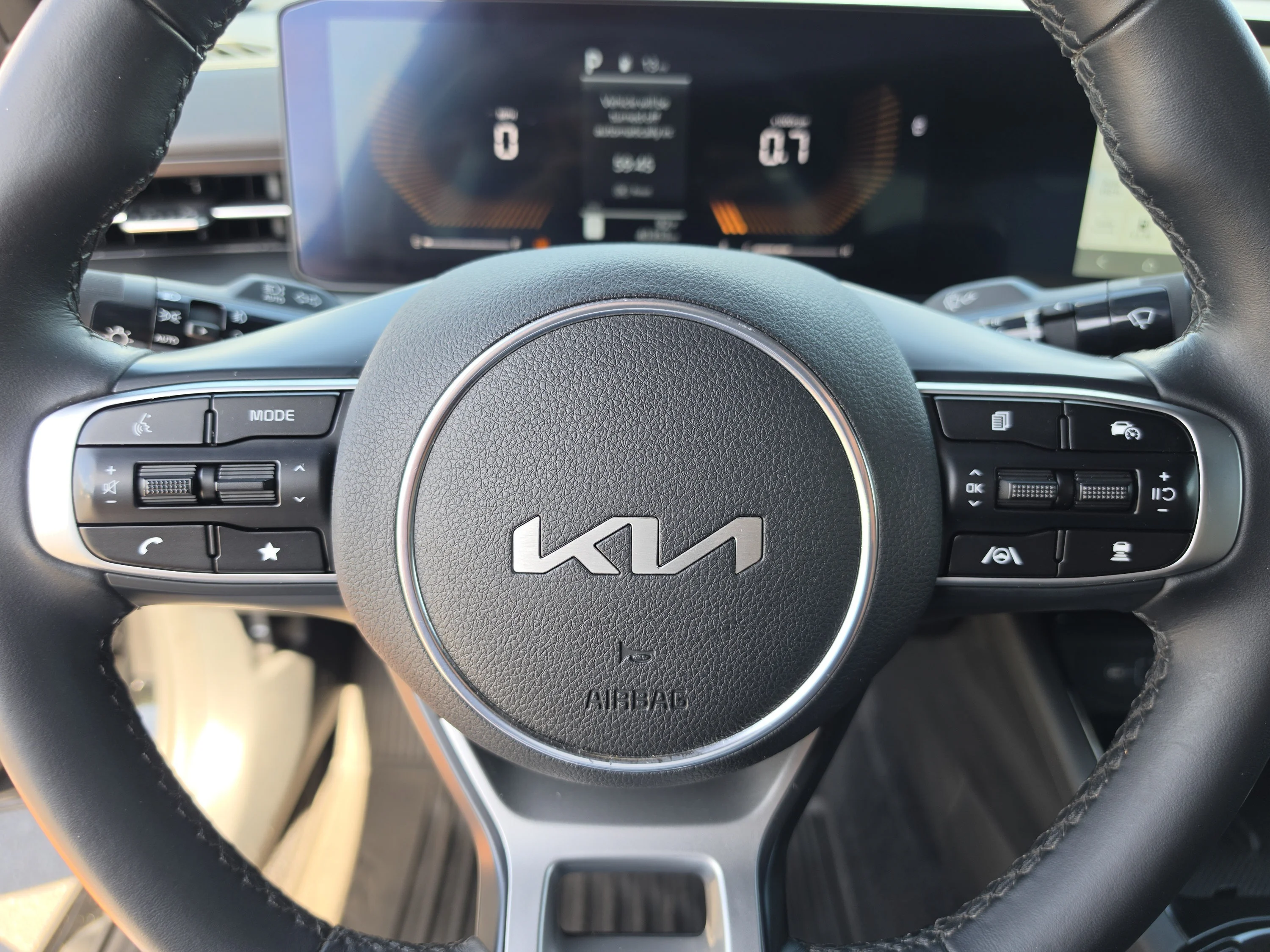 Used 2025 Aurora Black Pearl Kia GT-Line image 35