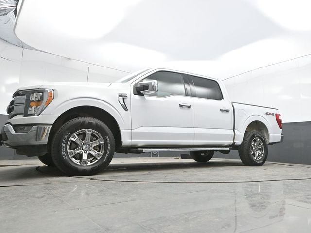 Used 2023 White Ford Lariat image 27