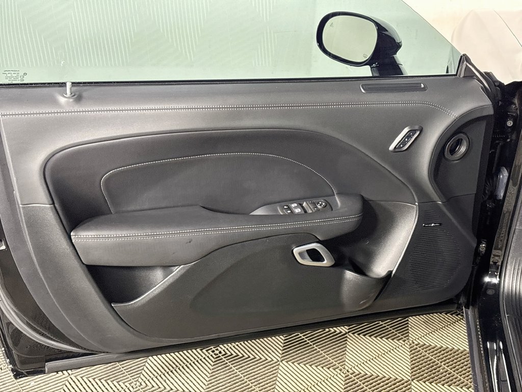 Used 2022 Pitch Black Clearcoat Dodge R/T Scat Pack image 10