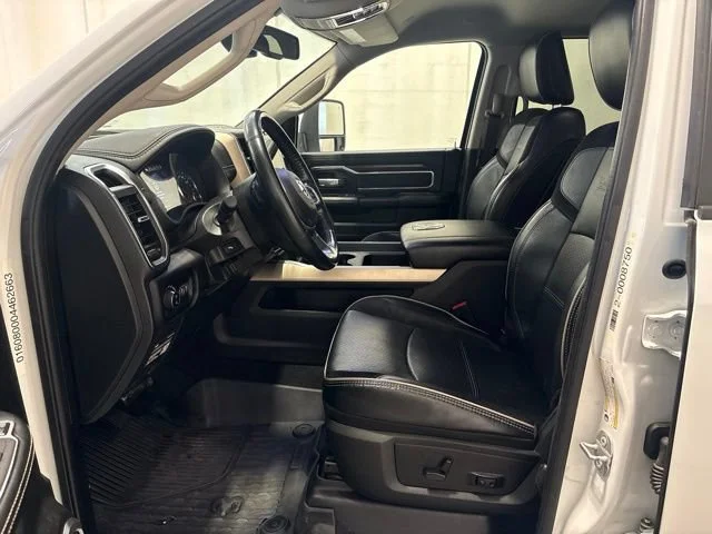 Used 2023  Ram Laramie image 14