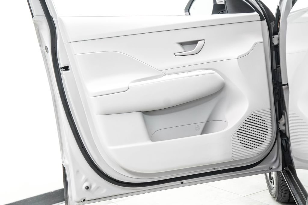 Used 2024 Gray Hyundai SEL image 41