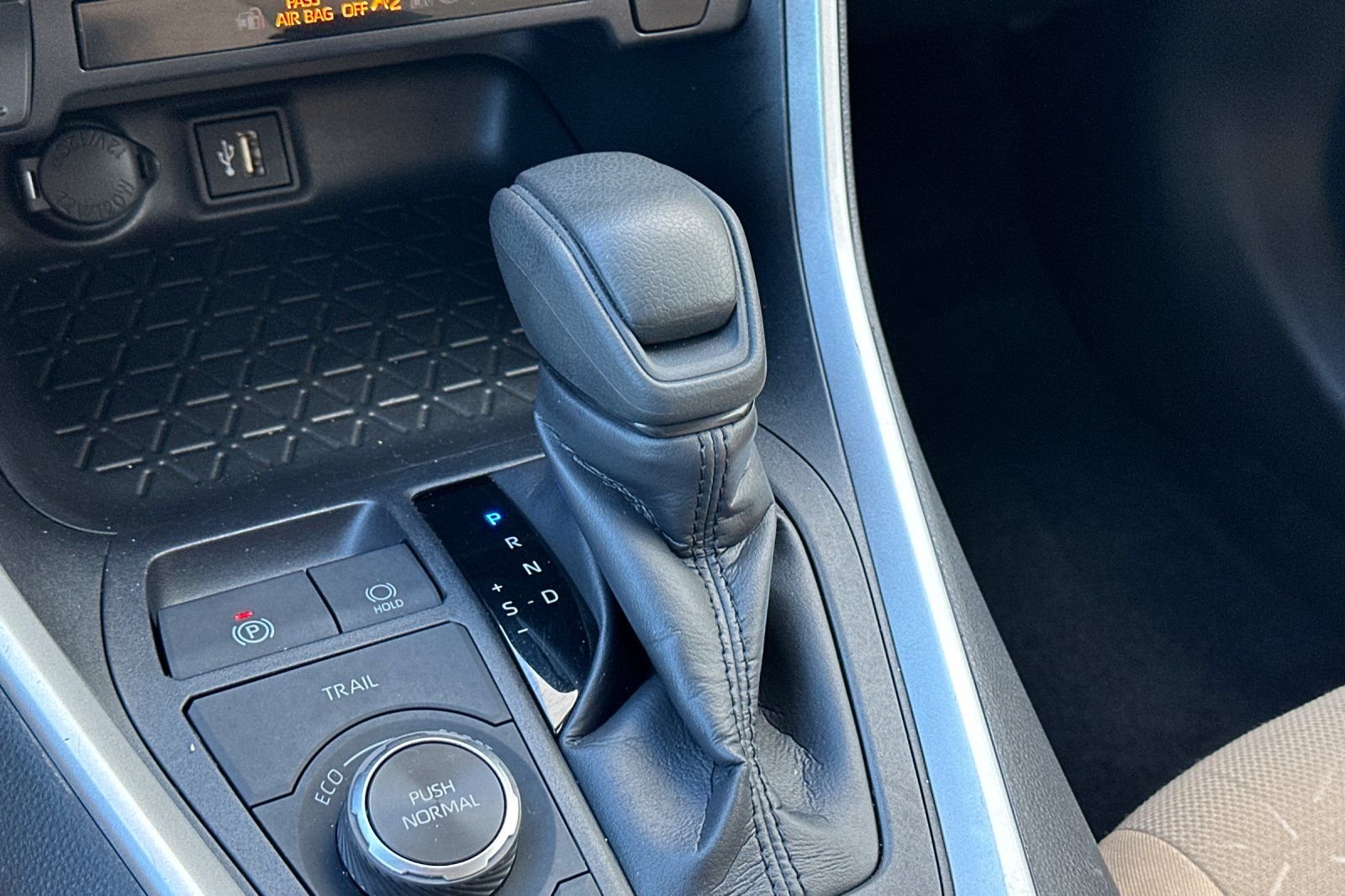 Used 2025 Black Toyota XLE image 21