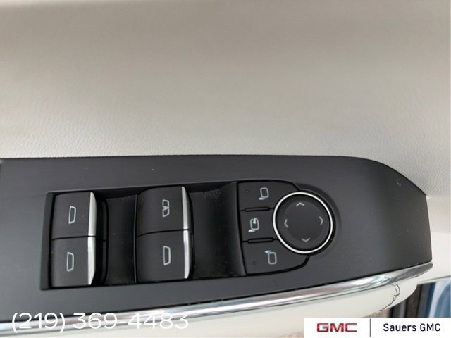 2024 GMC Acadia Denali - Photo 27