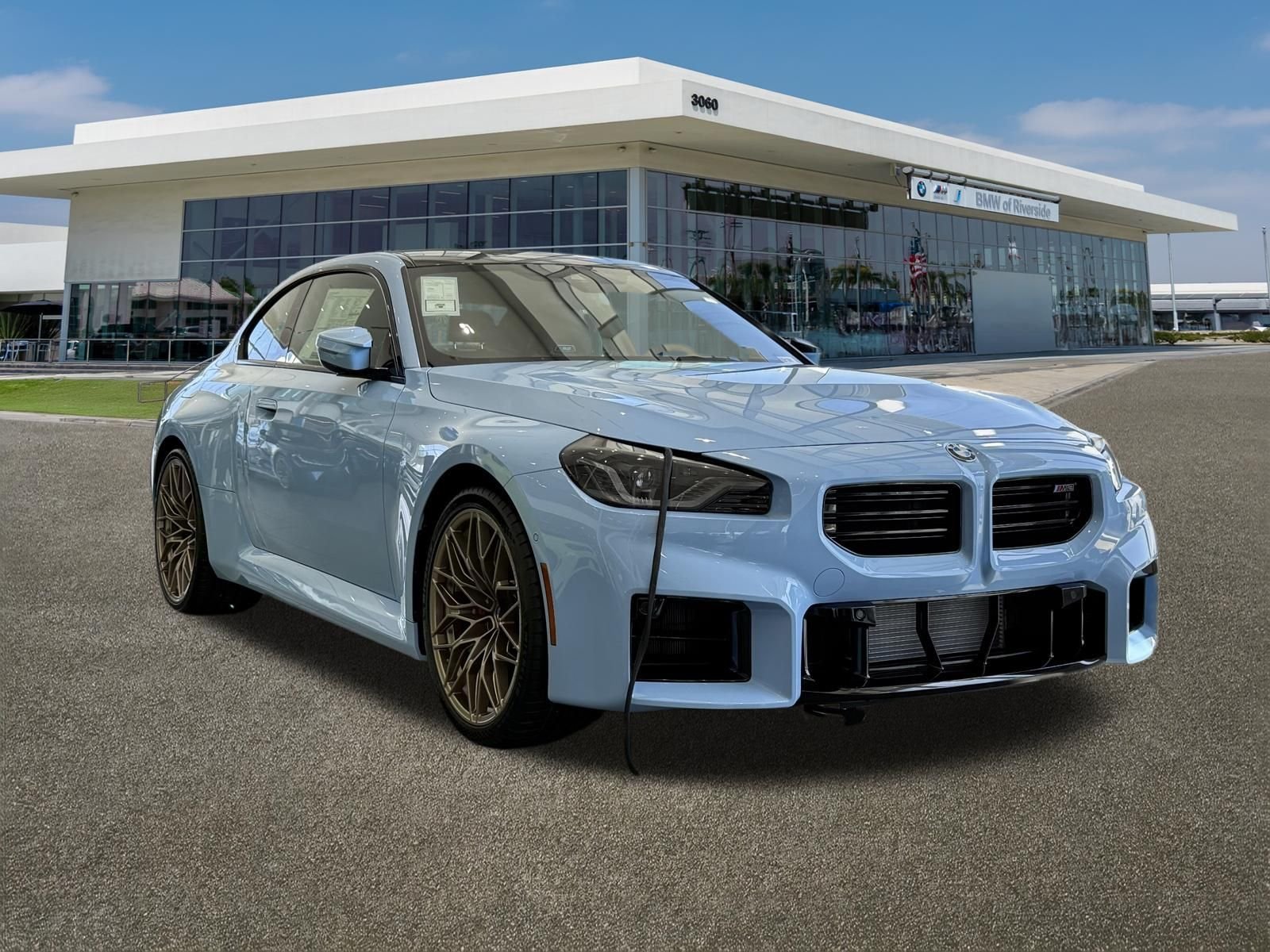 New 2026 Zandvoort Blue BMW Base image 2