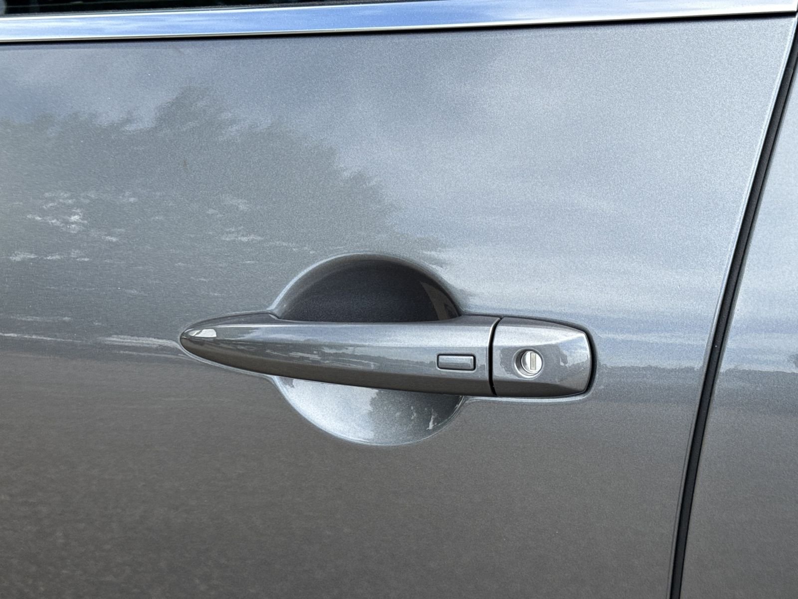 New 2026 Gray Nissan SL image 26