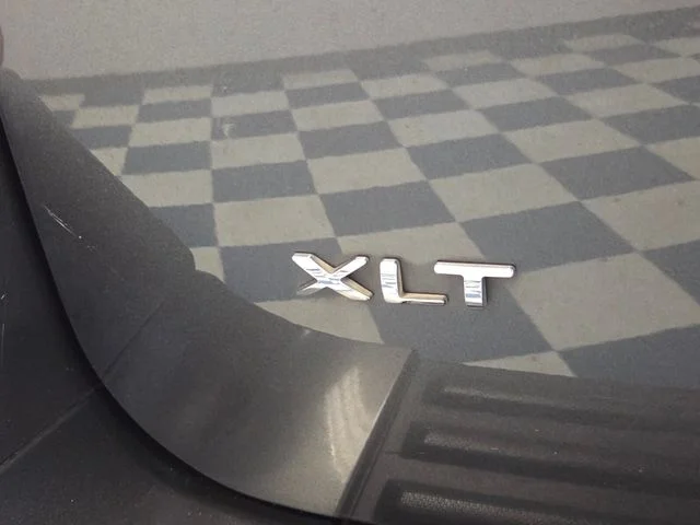 Used 2015  Ford XLT image 15
