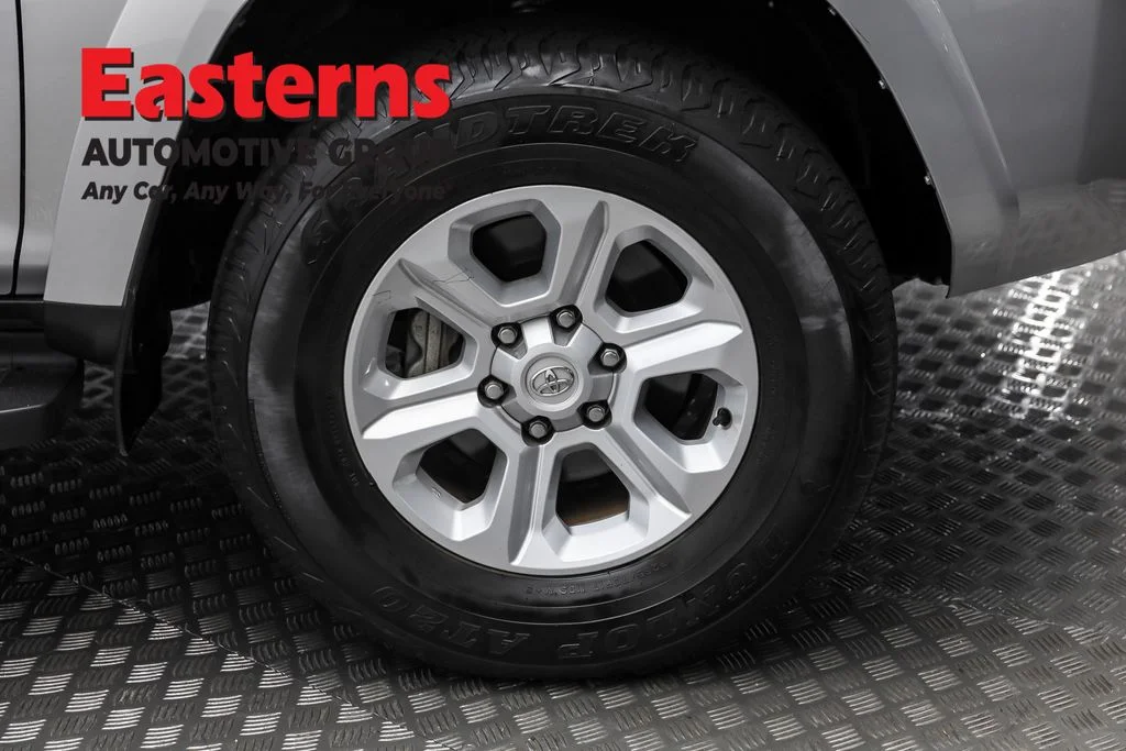 Used 2024 Silver Toyota SR5 image 31