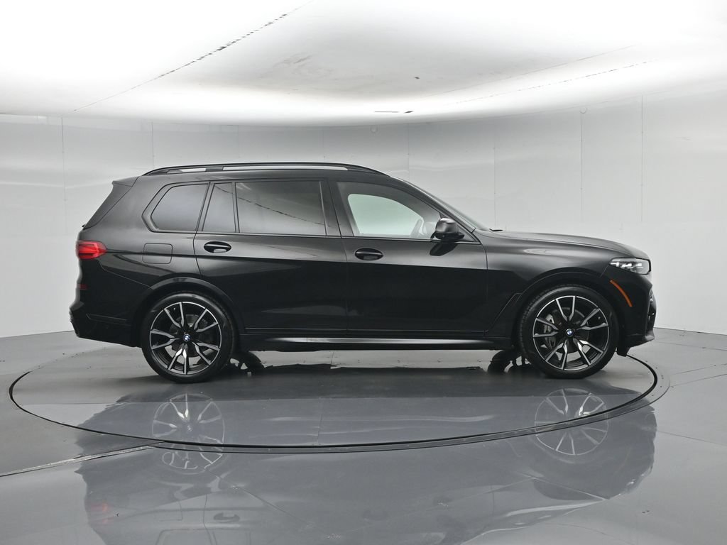 Used 2020 Black BMW xDrive40i image 32