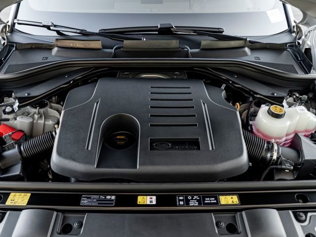 New 2026 Borasco Grey LAND ROVER Dynamic SE image 34