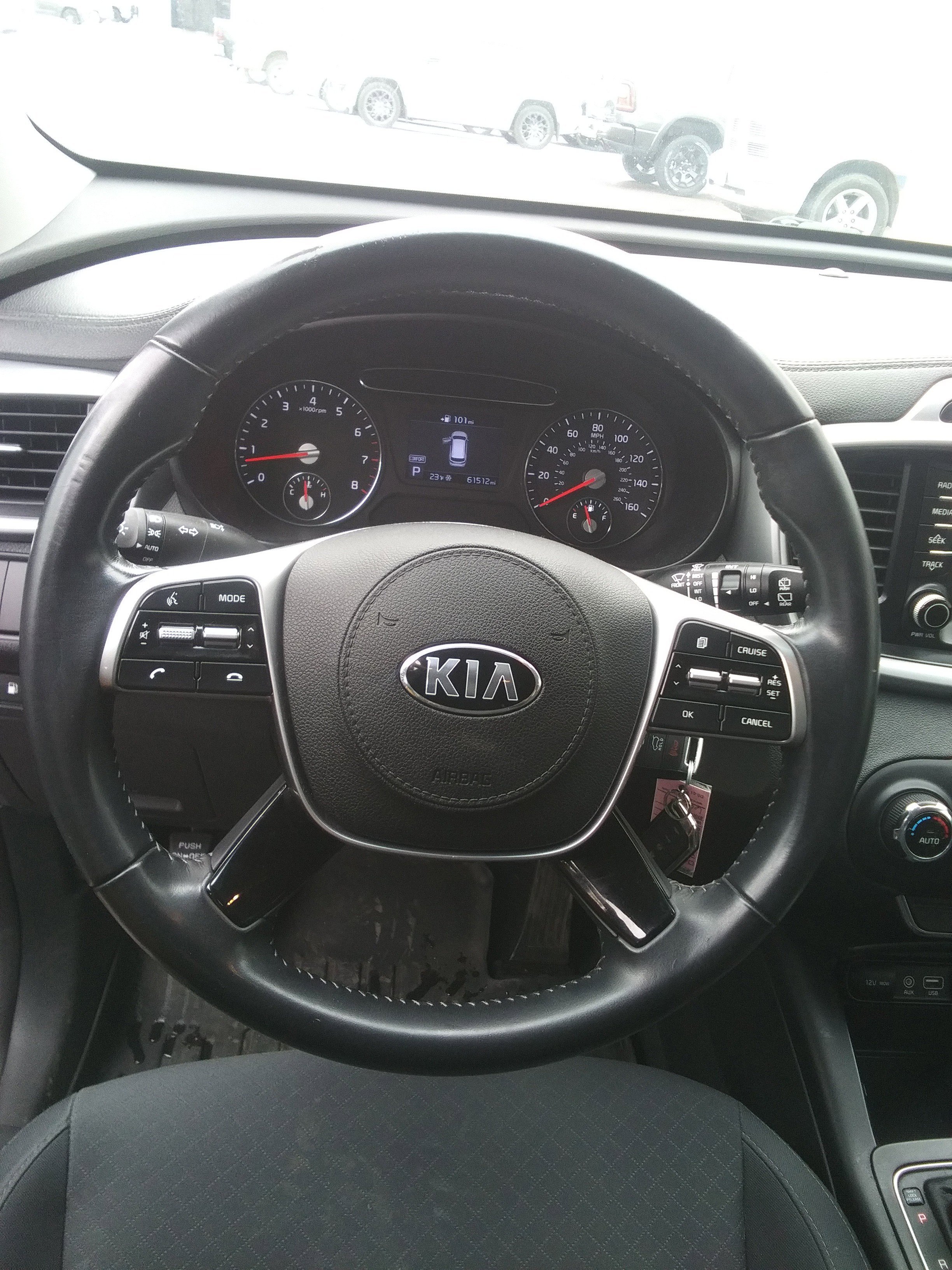 Used 2019 Blue Kia S image 12