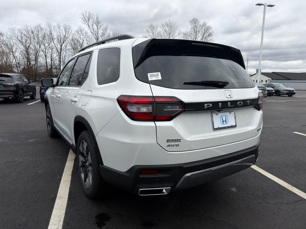New 2026 Platinum White Pearl Honda Touring image 3