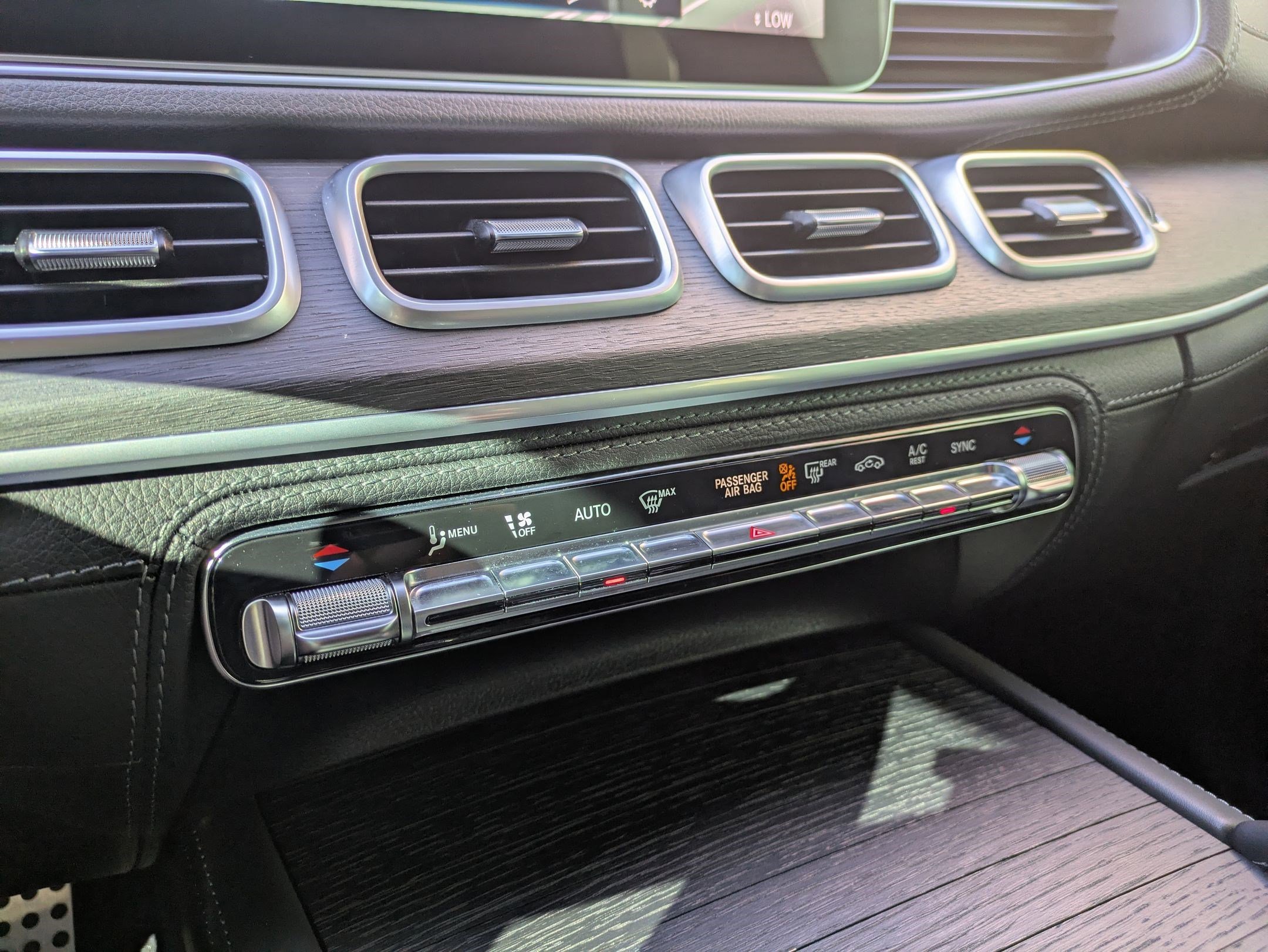 Certified Used 2023 Black Mercedes-Benz 4MATIC® image 22
