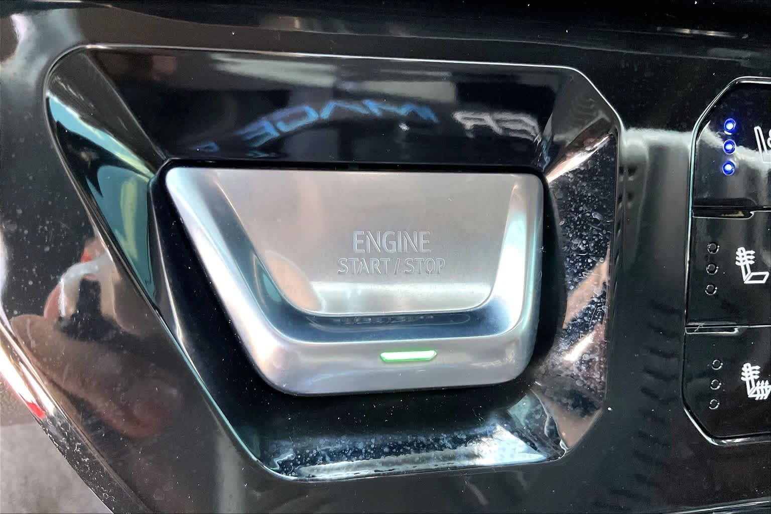 New 2026 Titanium Rush Metallic GMC AT4 image 32